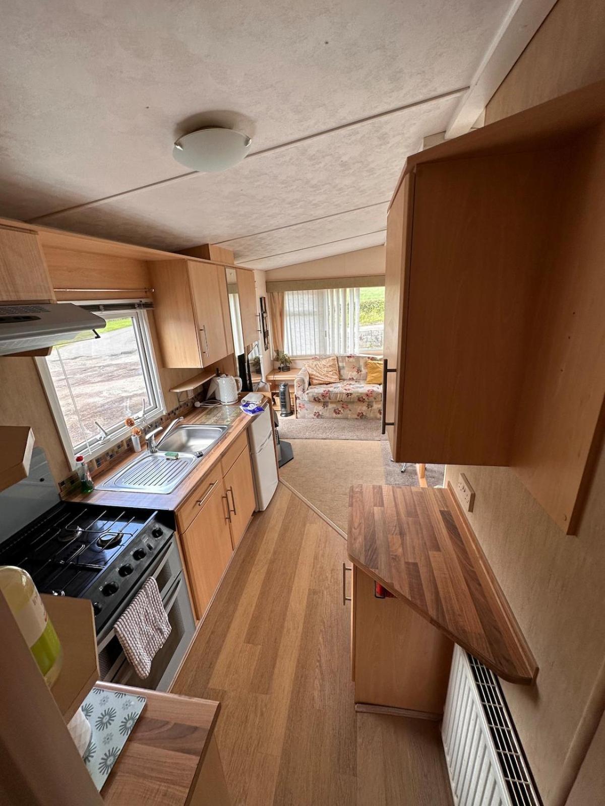 4-Bedroom Cosalt Caravan In Uddingston, Glasgow Exterior photo